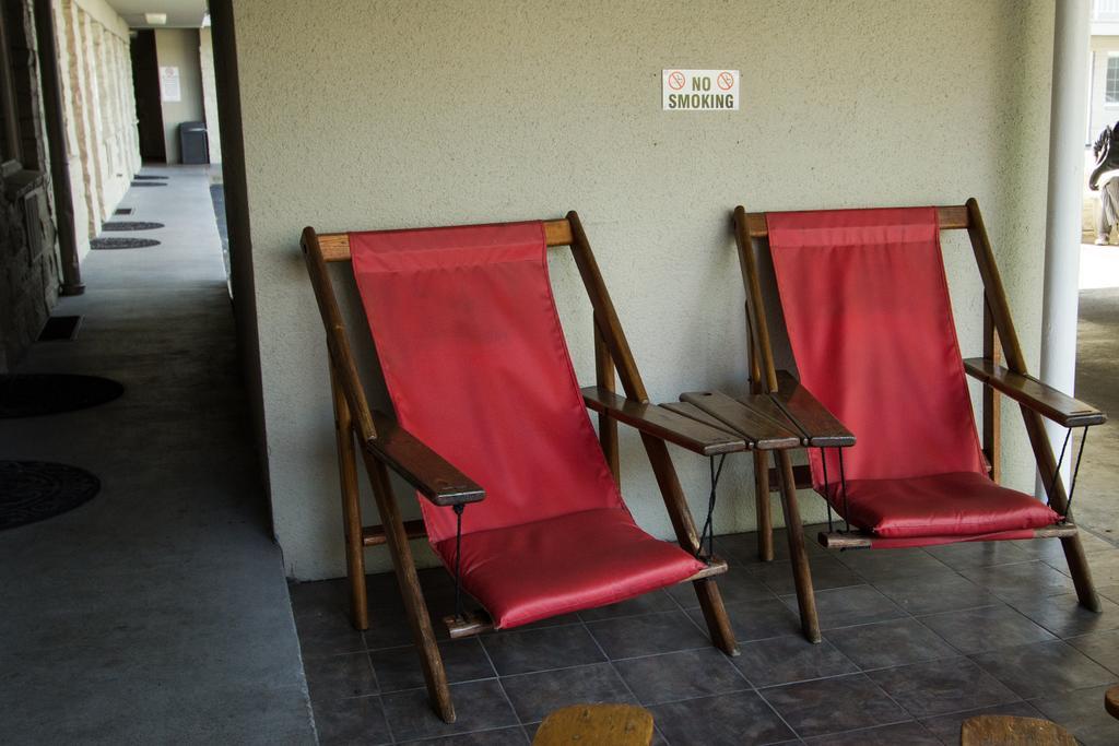 Campus Inn & Suites Eugene Downtown Bagian luar foto