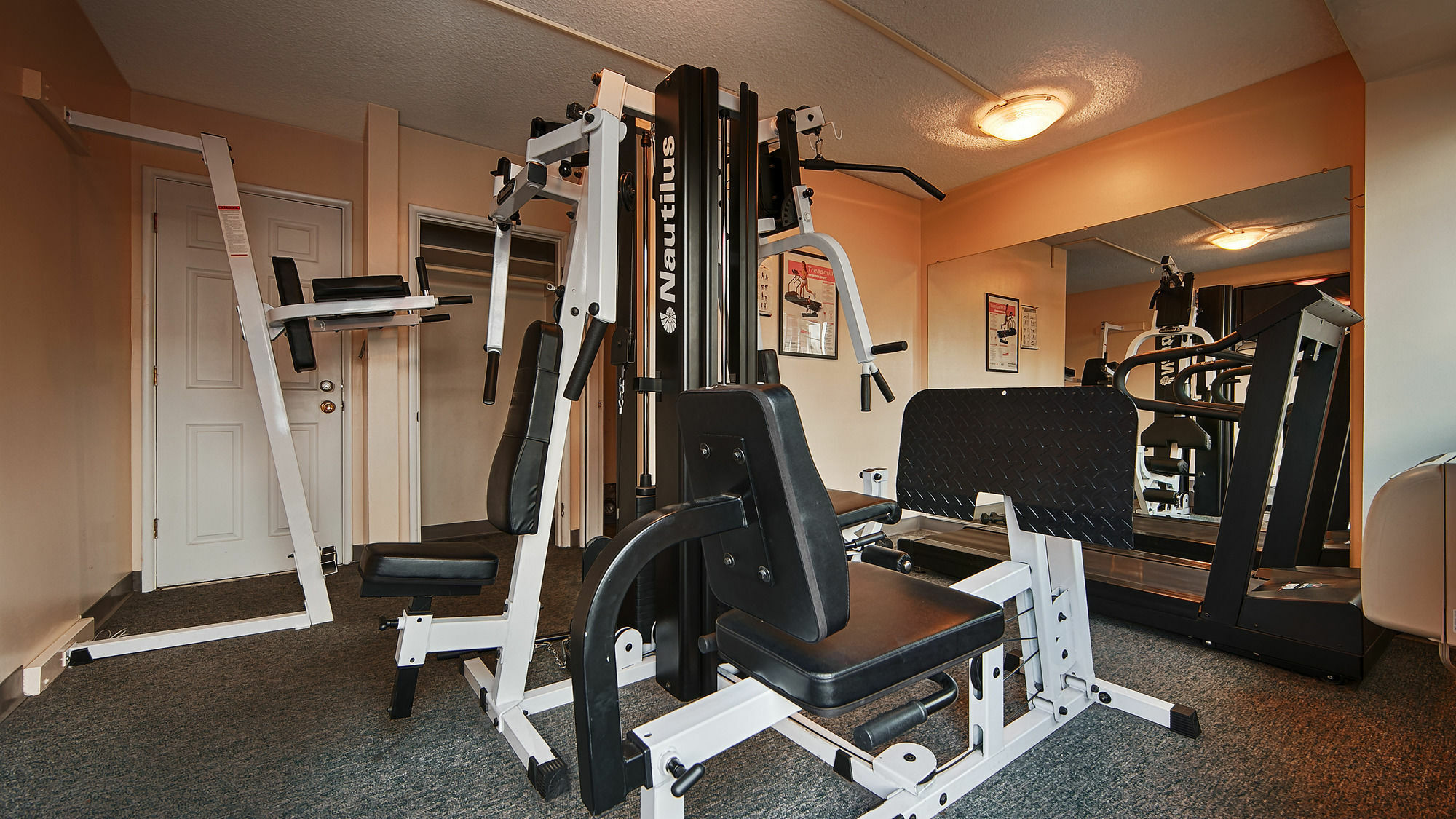 Campus Inn & Suites Eugene Downtown Bagian luar foto