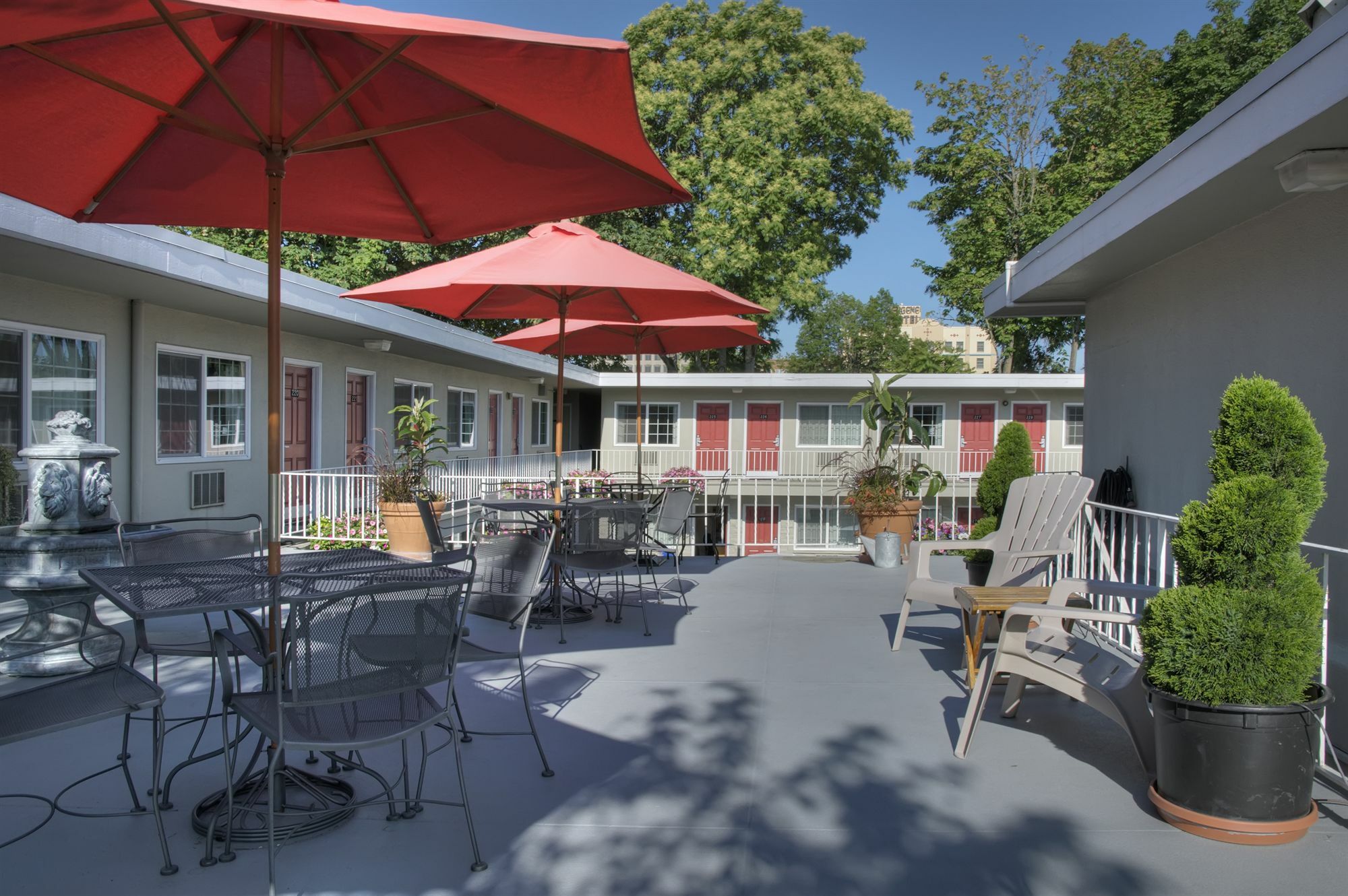 Campus Inn & Suites Eugene Downtown Bagian luar foto